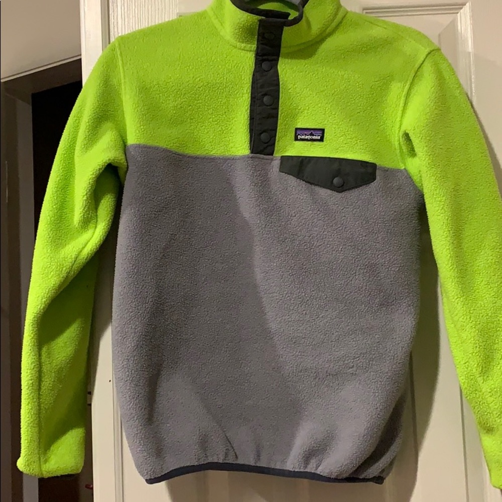 Patagonia Fleece Youth Size 14 (XL)